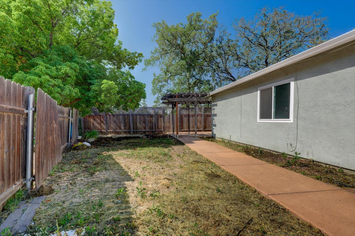 Chamise Court, Orangevale, California image 36
