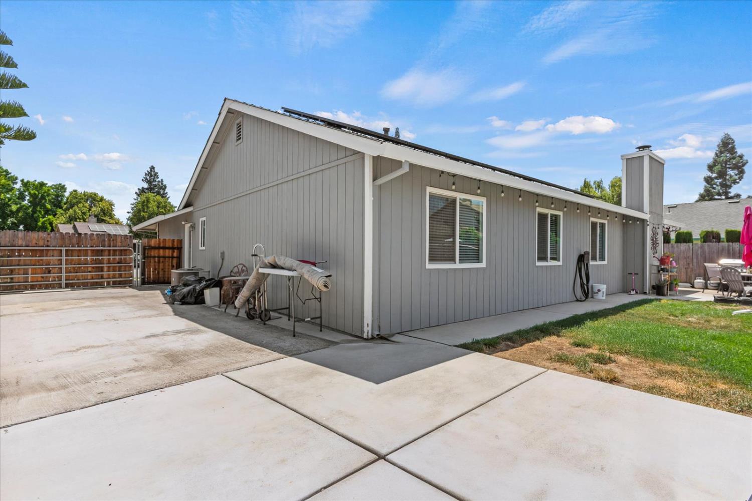 Theresa Way, Yuba City, California image 47