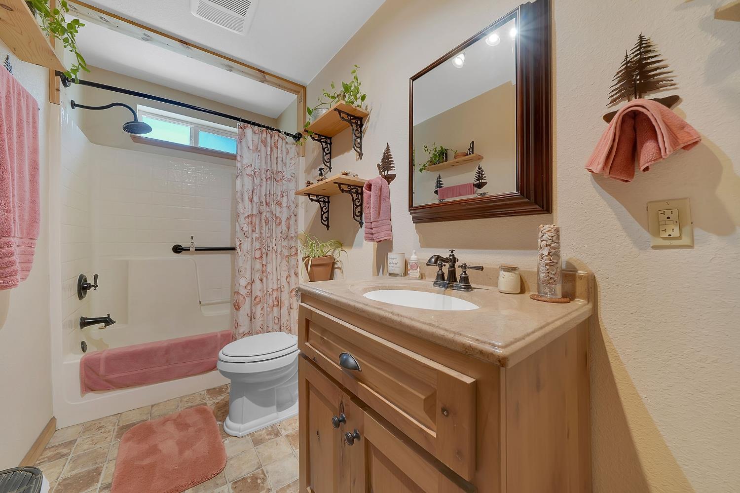 Detail Gallery Image 38 of 70 For 2059 Winton Rd, West Point,  CA 95255 - 2 Beds | 2 Baths