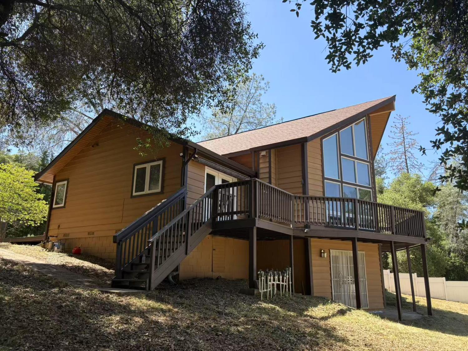 Van Pooka Court, Somerset, California image 15