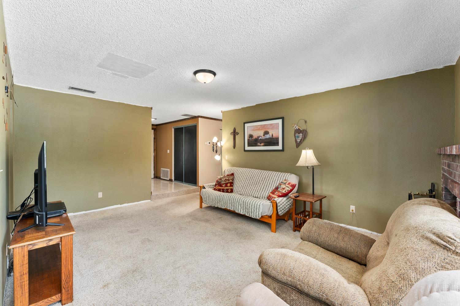 Corbin Way, Sacramento, California image 11