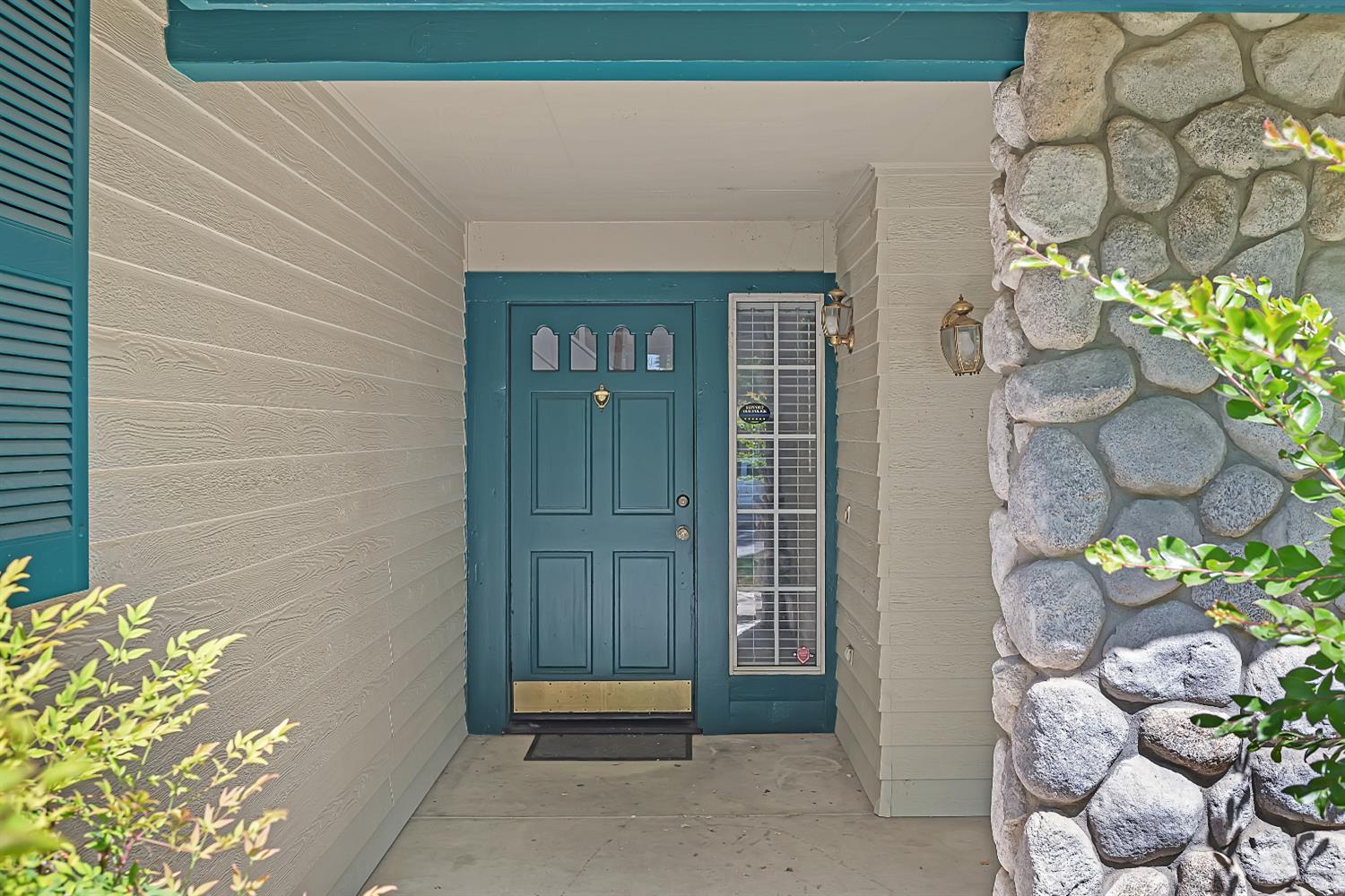 Boston Way, Modesto, California image 6