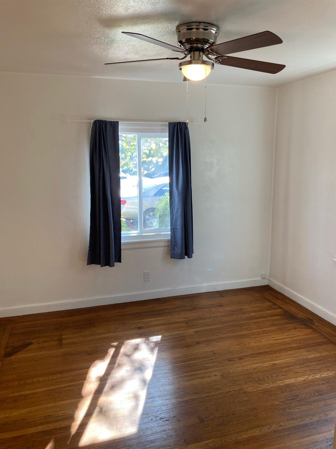 27th Street, Sacramento, California image 46
