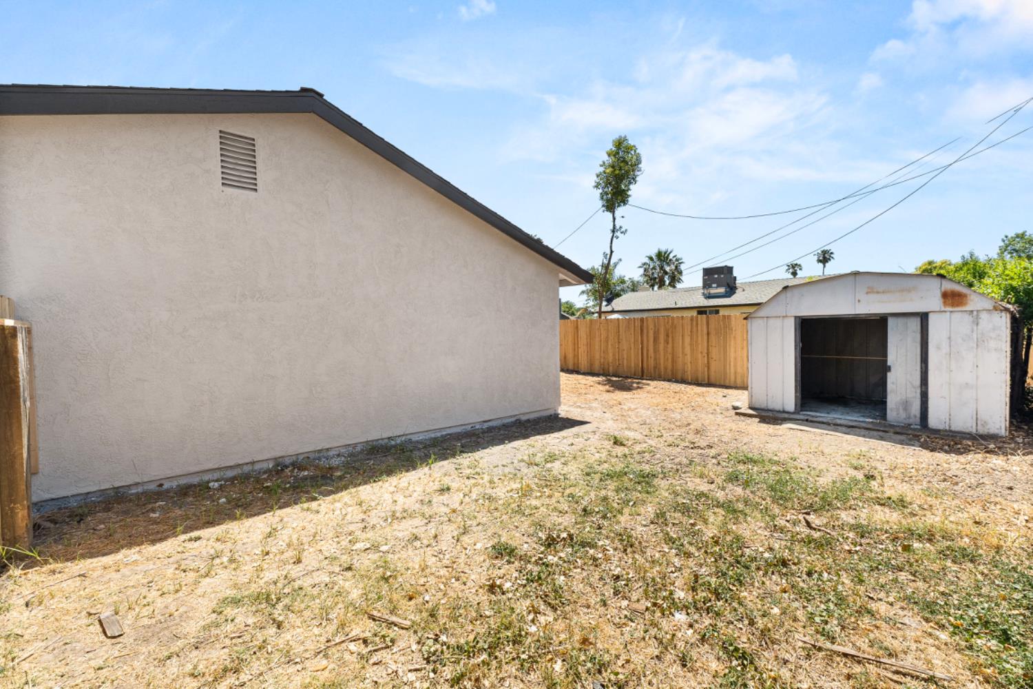 Beeston, Sacramento, California image 26