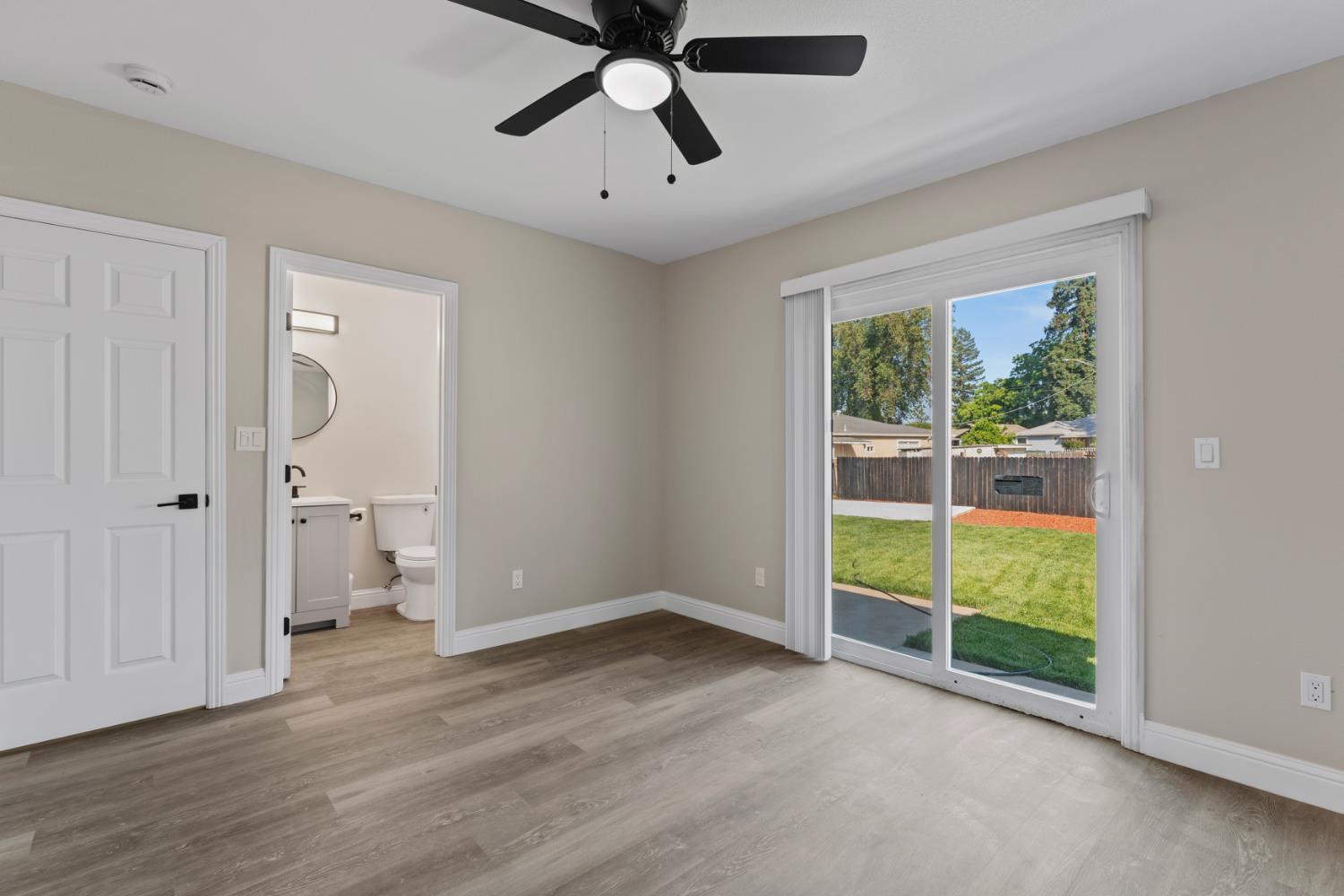 Woodbridge Avenue, Yuba City, California image 16