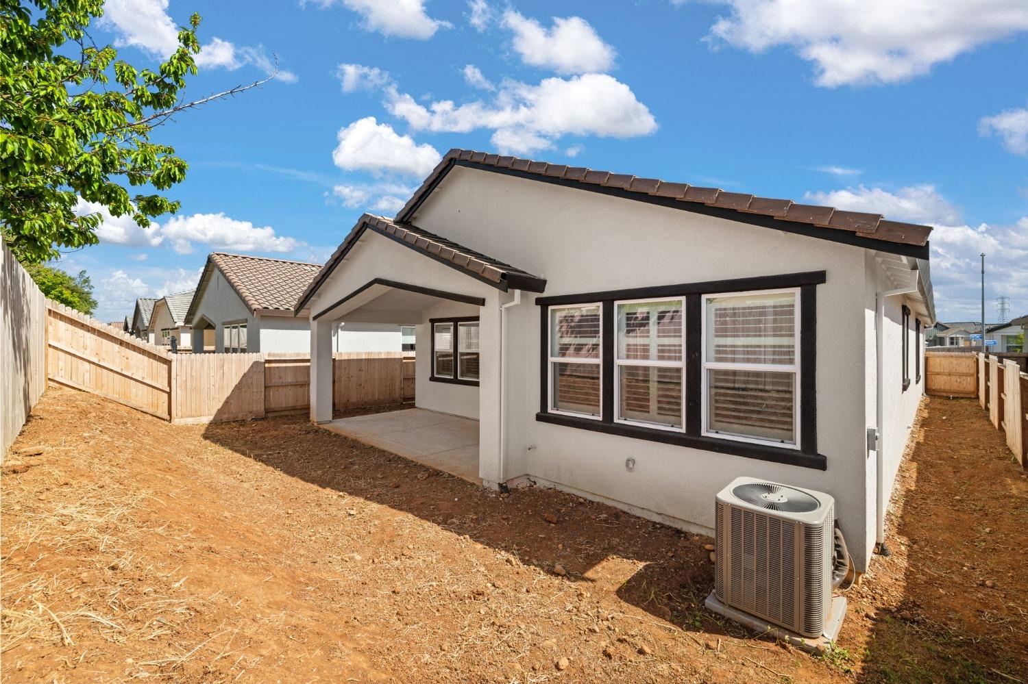 Coal Creek Way, Rancho Cordova, California image 37