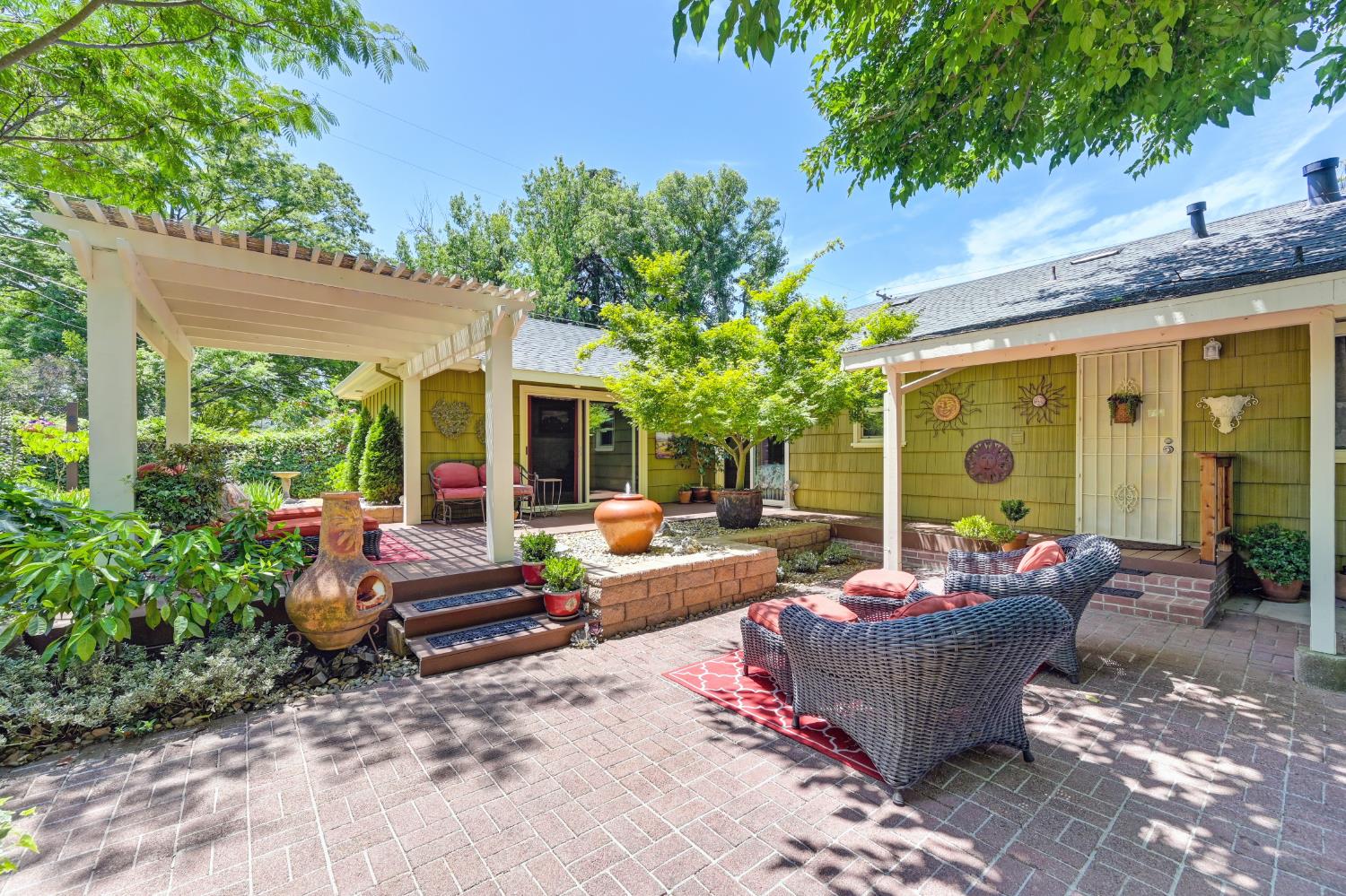 Mahala Drive, Carmichael, California image 32
