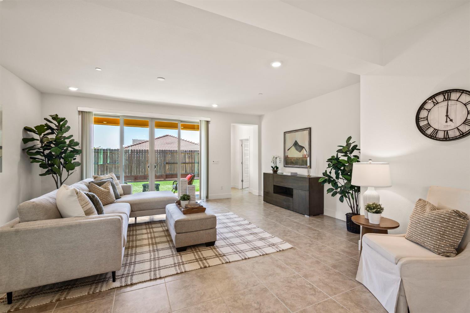 Cypress Grove Drive, Rancho Cordova, California image 14