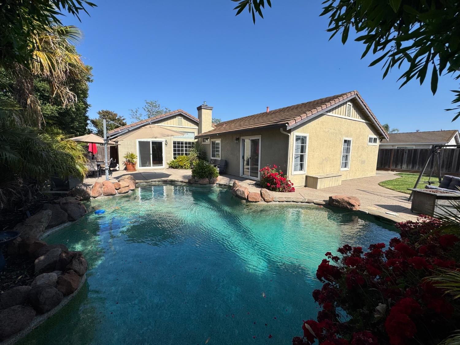 Rolling Hills Court, Livermore, California image 13
