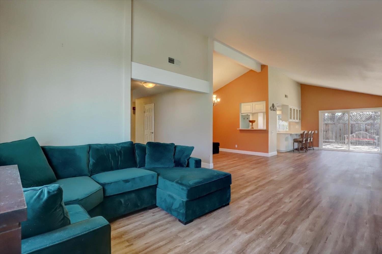 Chamise Court, Orangevale, California image 5
