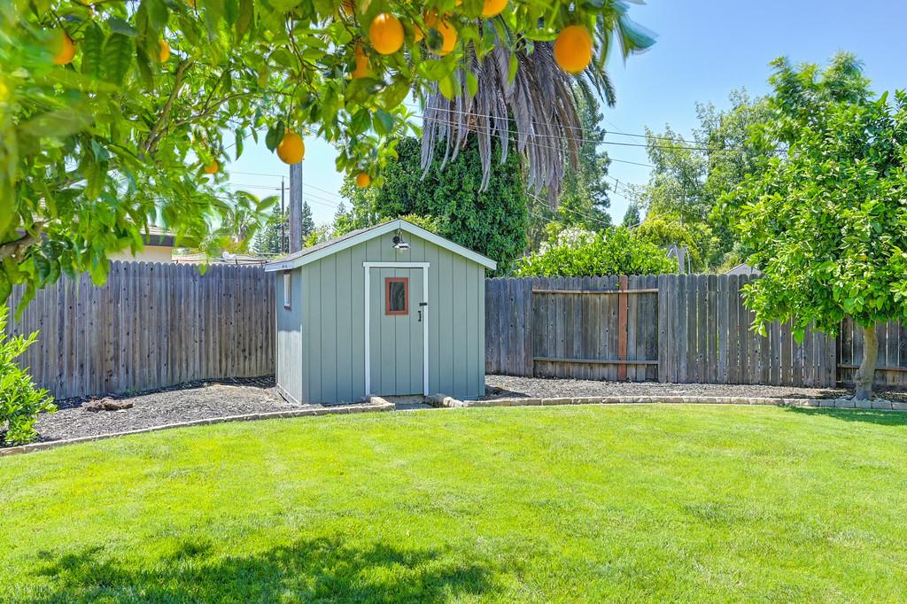 Woodhaven Ave, Carmichael, California image 30
