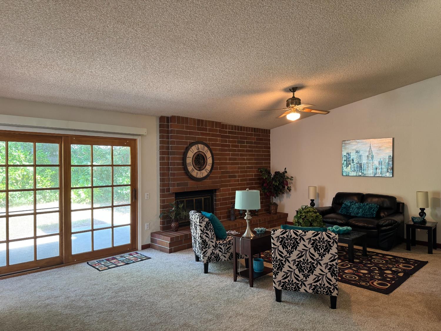 Oak Stream Court, Carmichael, California image 7