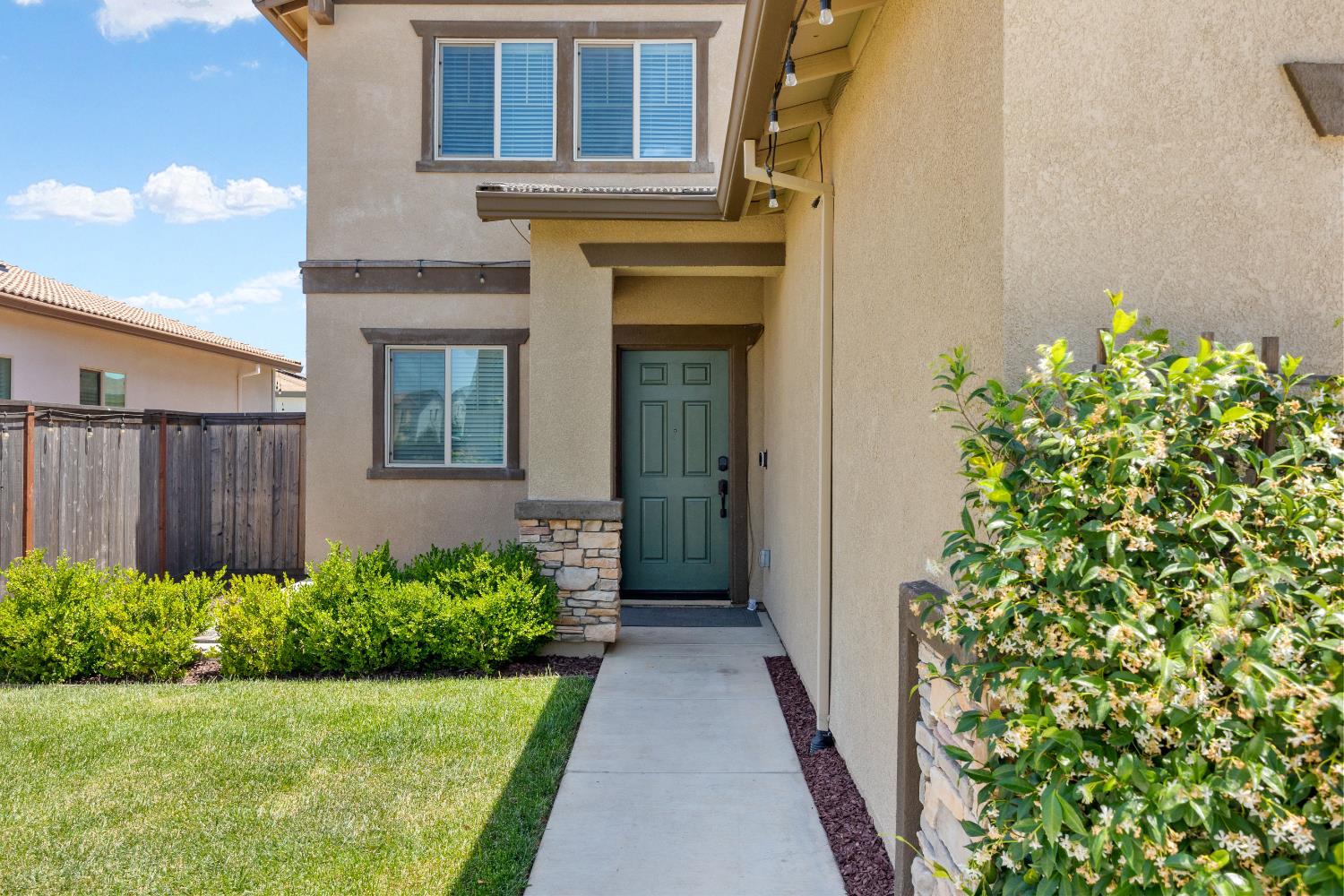 Newmarket Street, Roseville, California image 5