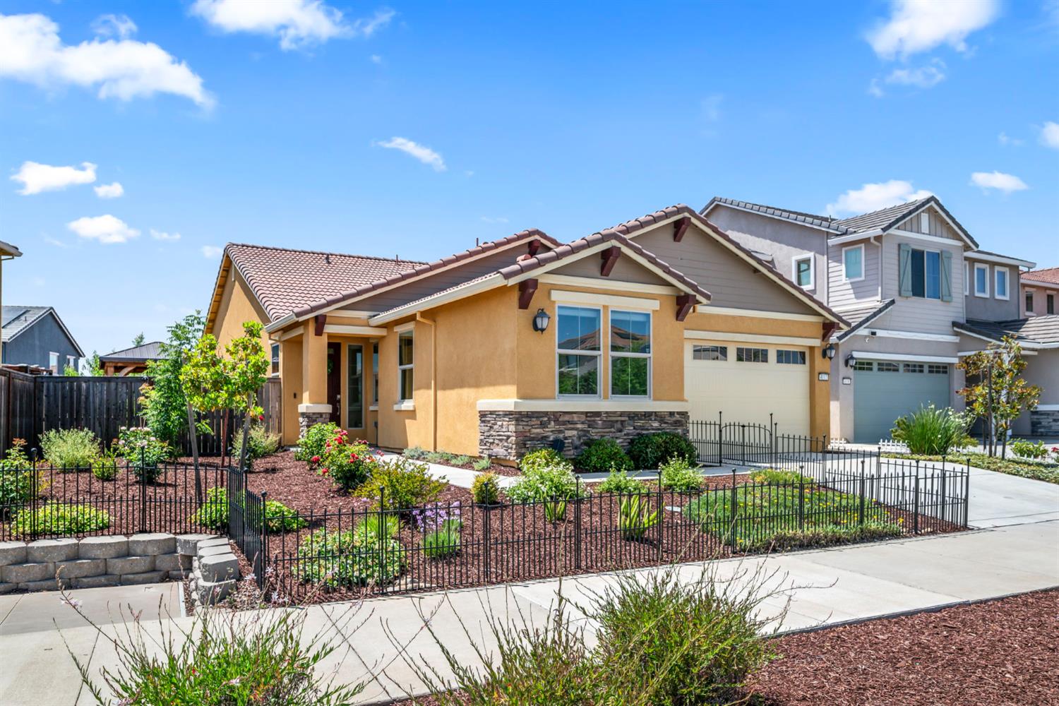 Cypress Grove Drive, Rancho Cordova, California image 5