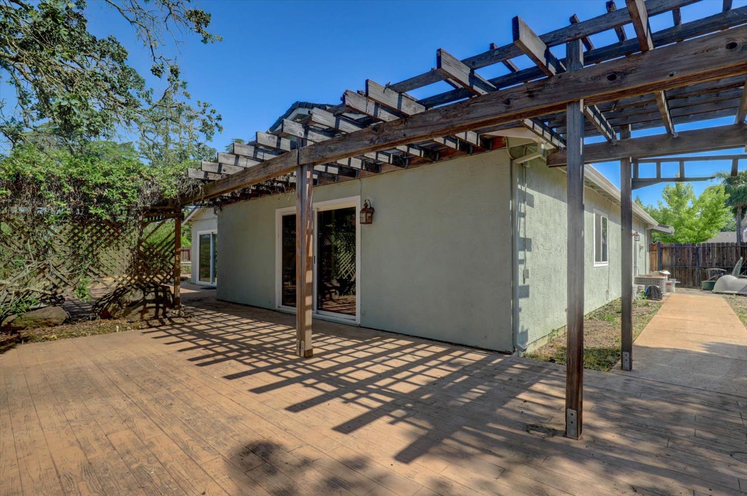 Chamise Court, Orangevale, California image 35