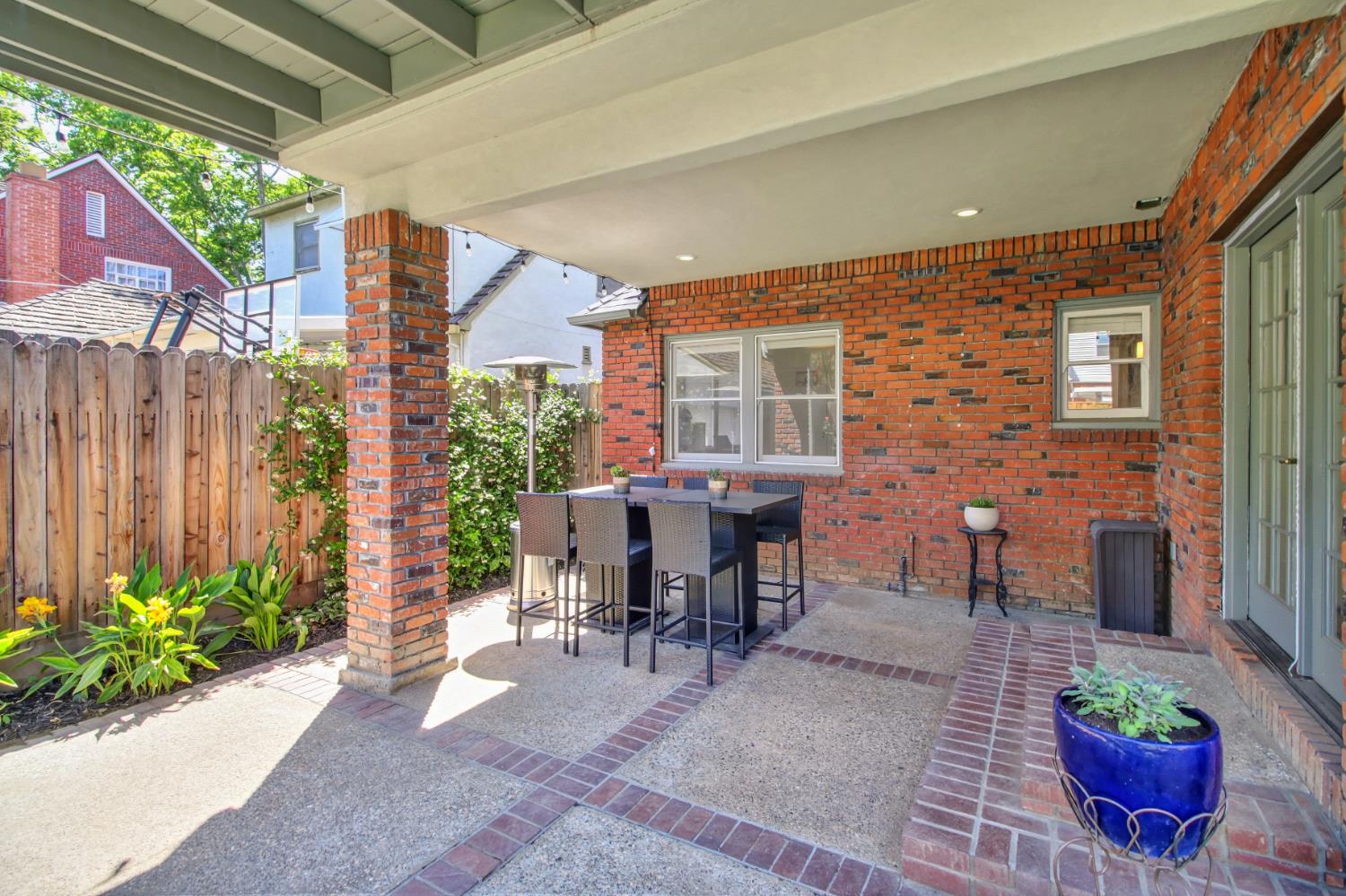 45th Street, Sacramento, California image 38