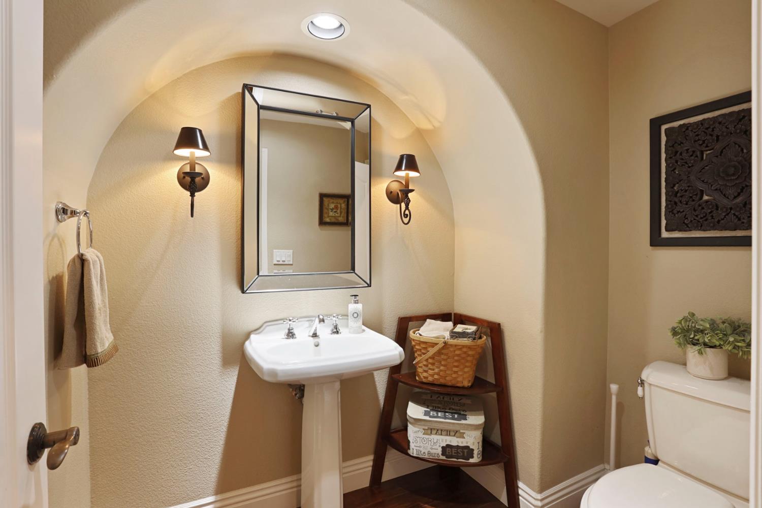 Detail Gallery Image 17 of 98 For 3063 Remington Way, Tracy,  CA 95377 - 6 Beds | 4/1 Baths