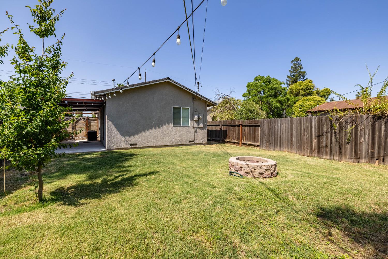 15th Avenue, Sacramento, California image 28
