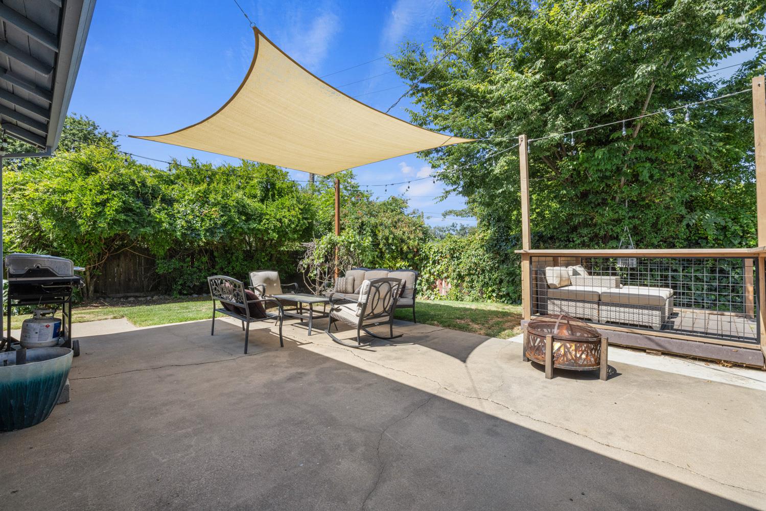 Sunnybrook Lane, Fair Oaks, California image 23