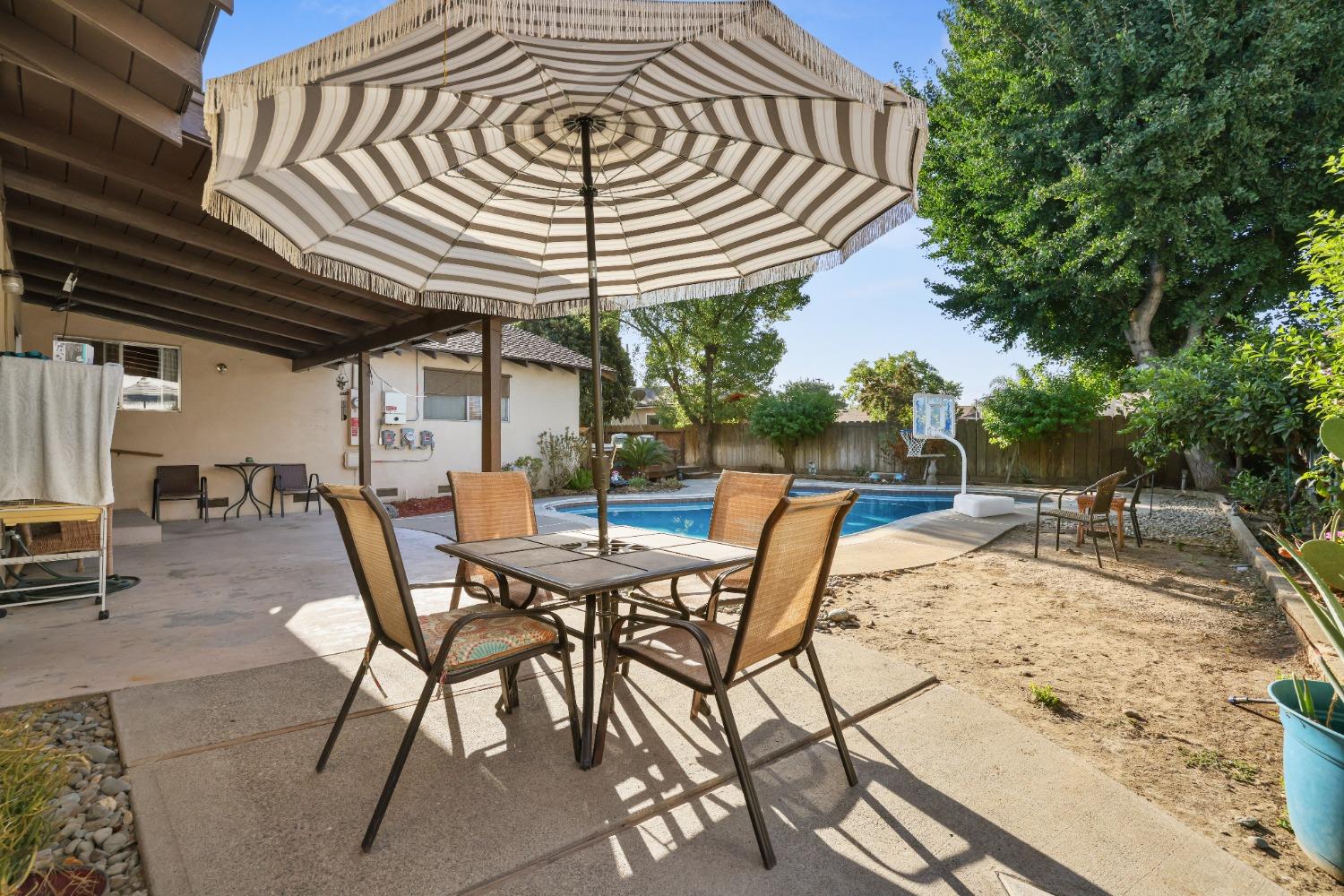Kruger Drive, Modesto, California image 31
