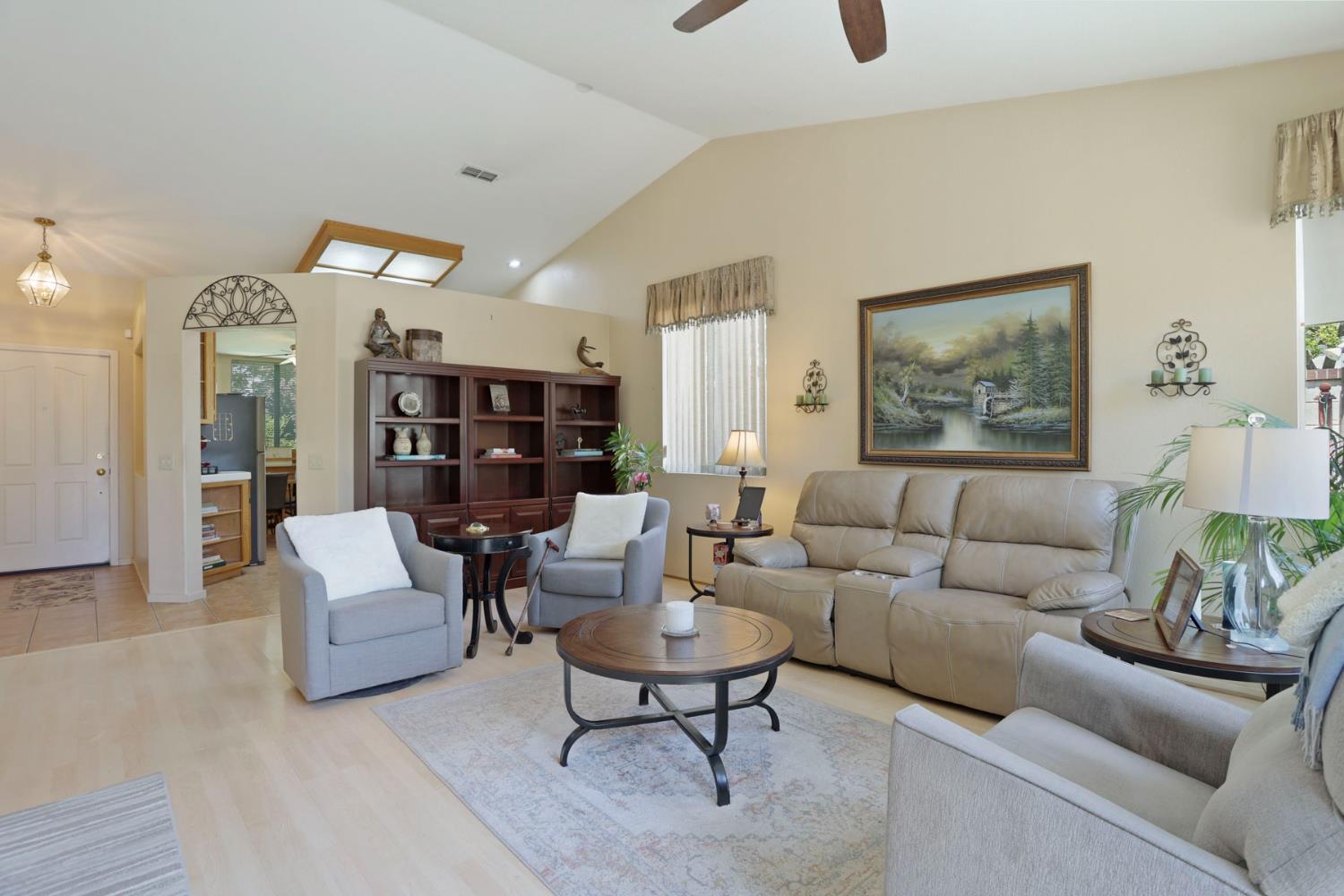 Tupelo Drive, Stockton, California image 11
