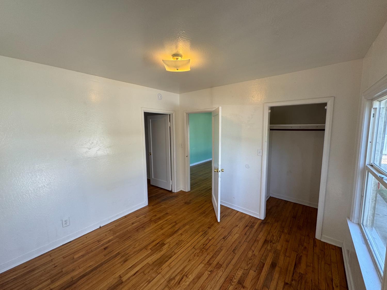 Dorman Avenue, Yuba City, California image 12