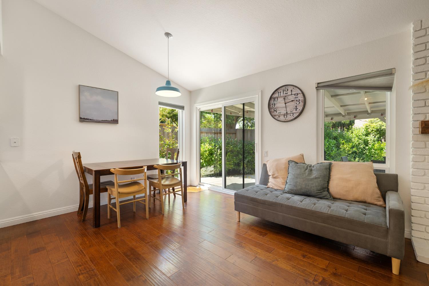 Mergansers Court, West Sacramento, California image 11