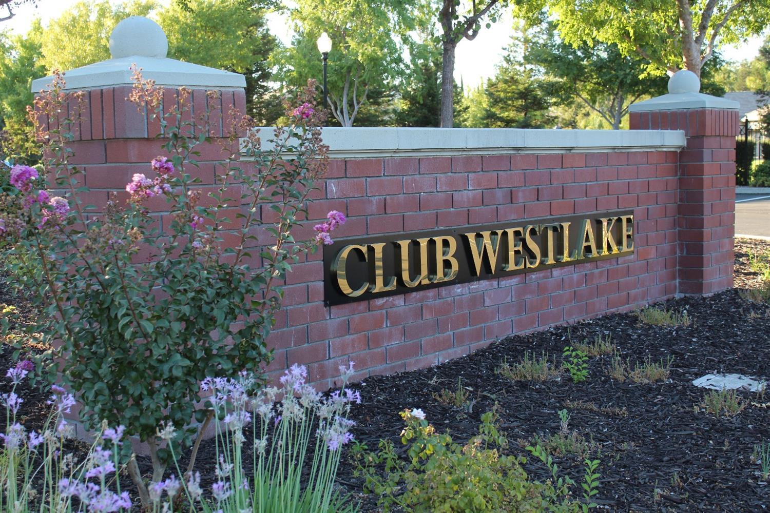 Anjou Circle, Sacramento, California image 41