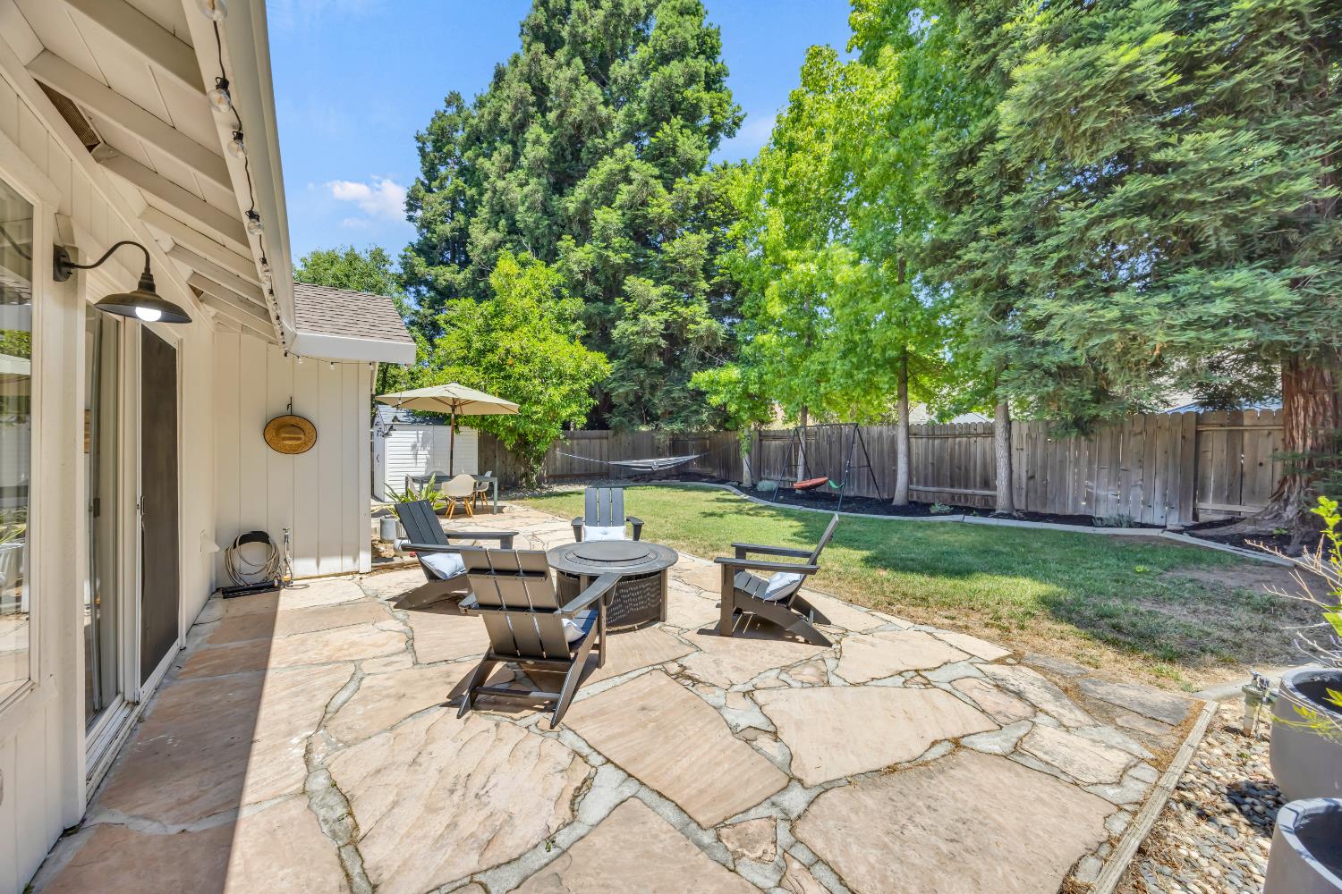 Wynndel Way, Elk Grove, California image 31