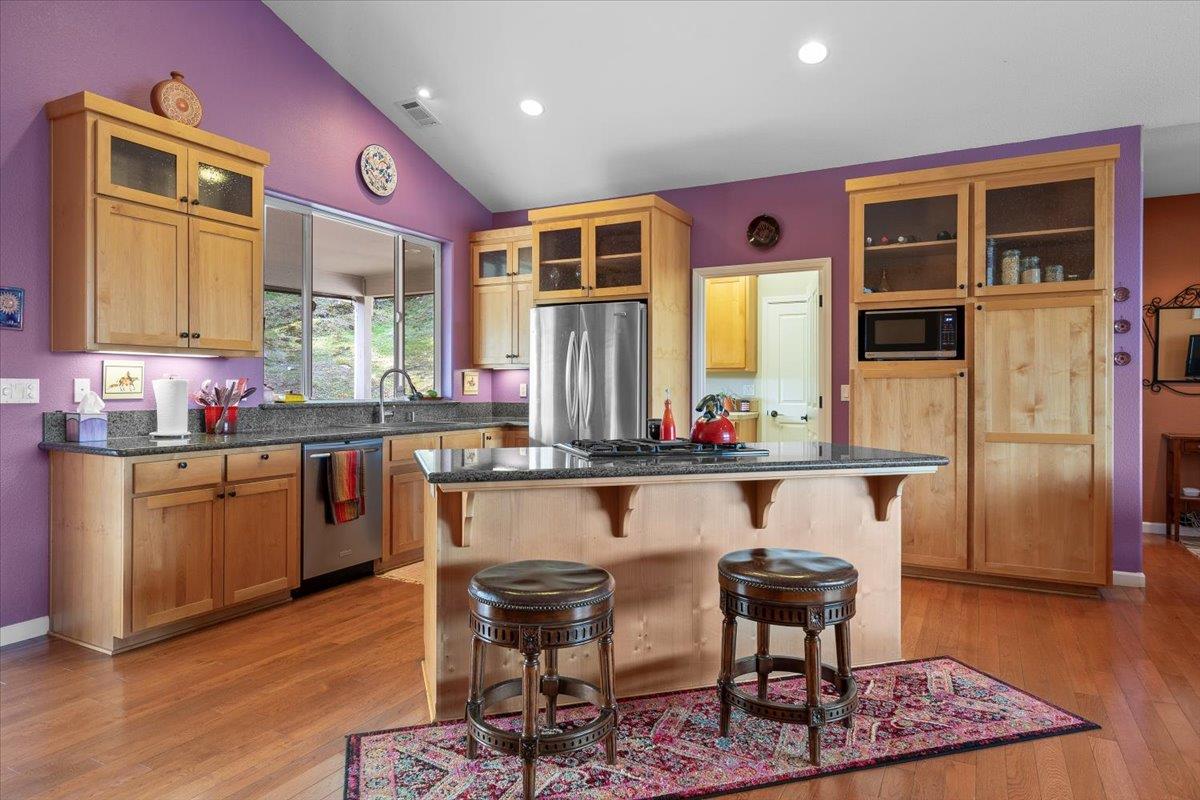 17947 Piper Lane, Penn Valley, California image 9