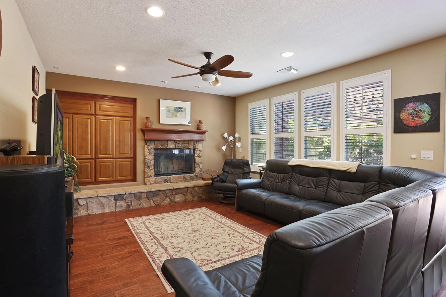 Detail Gallery Image 26 of 98 For 3063 Remington Way, Tracy,  CA 95377 - 6 Beds | 4/1 Baths
