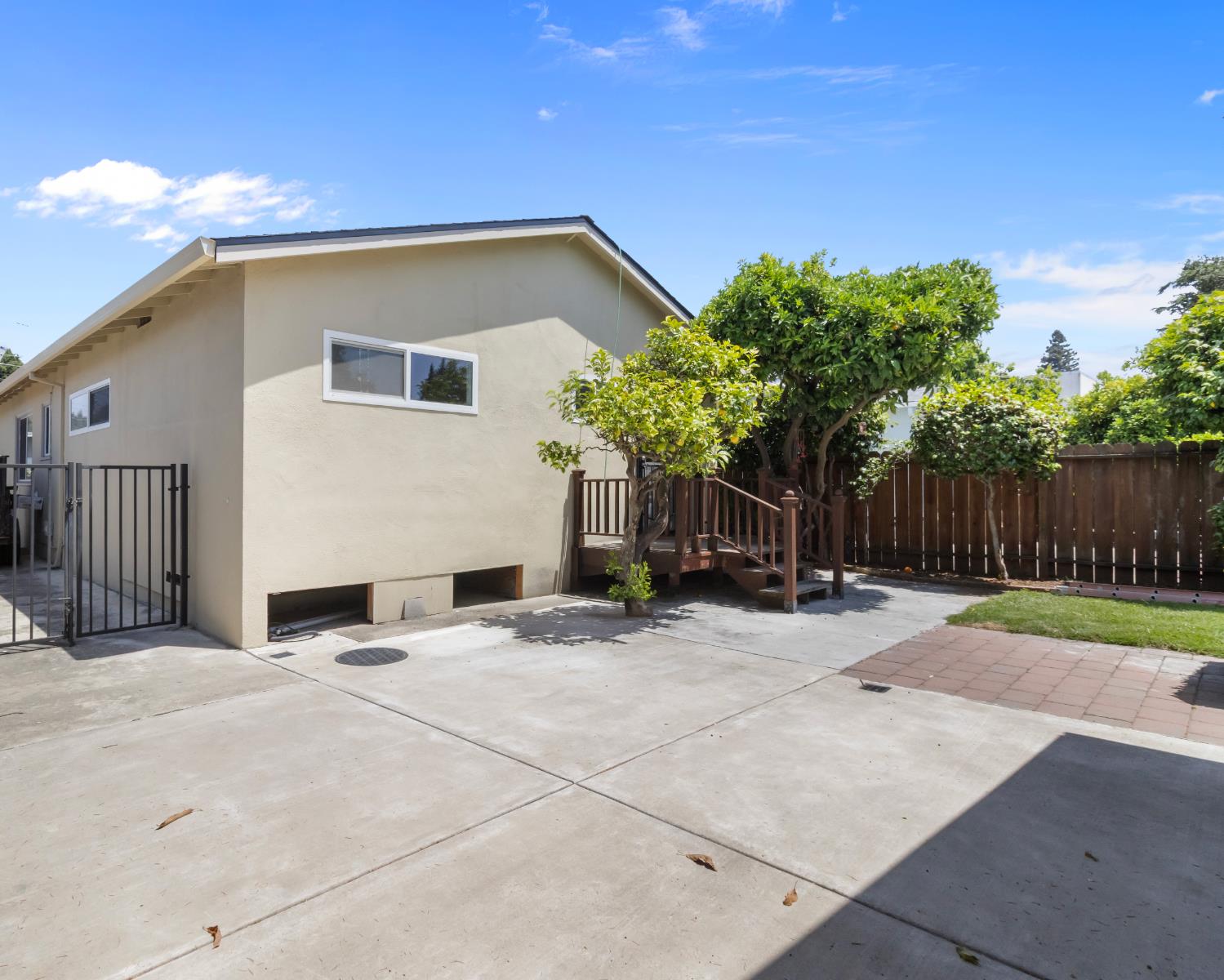W Merle Court, San Leandro, California image 30