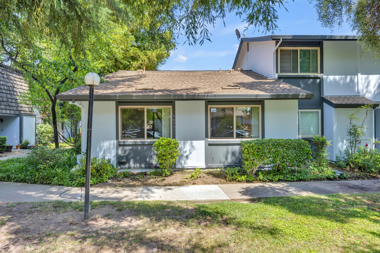 Photo #2: 225073026 Listing 