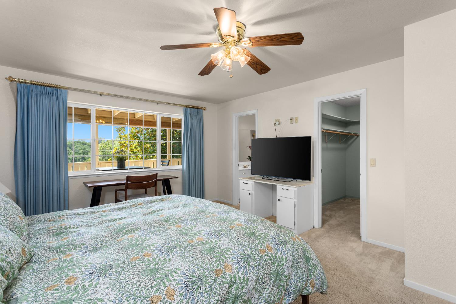 Knollwood Drive, Cameron Park, California image 17