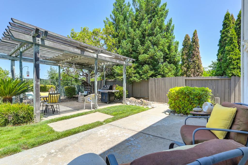Belmar Court, Folsom, California image 46
