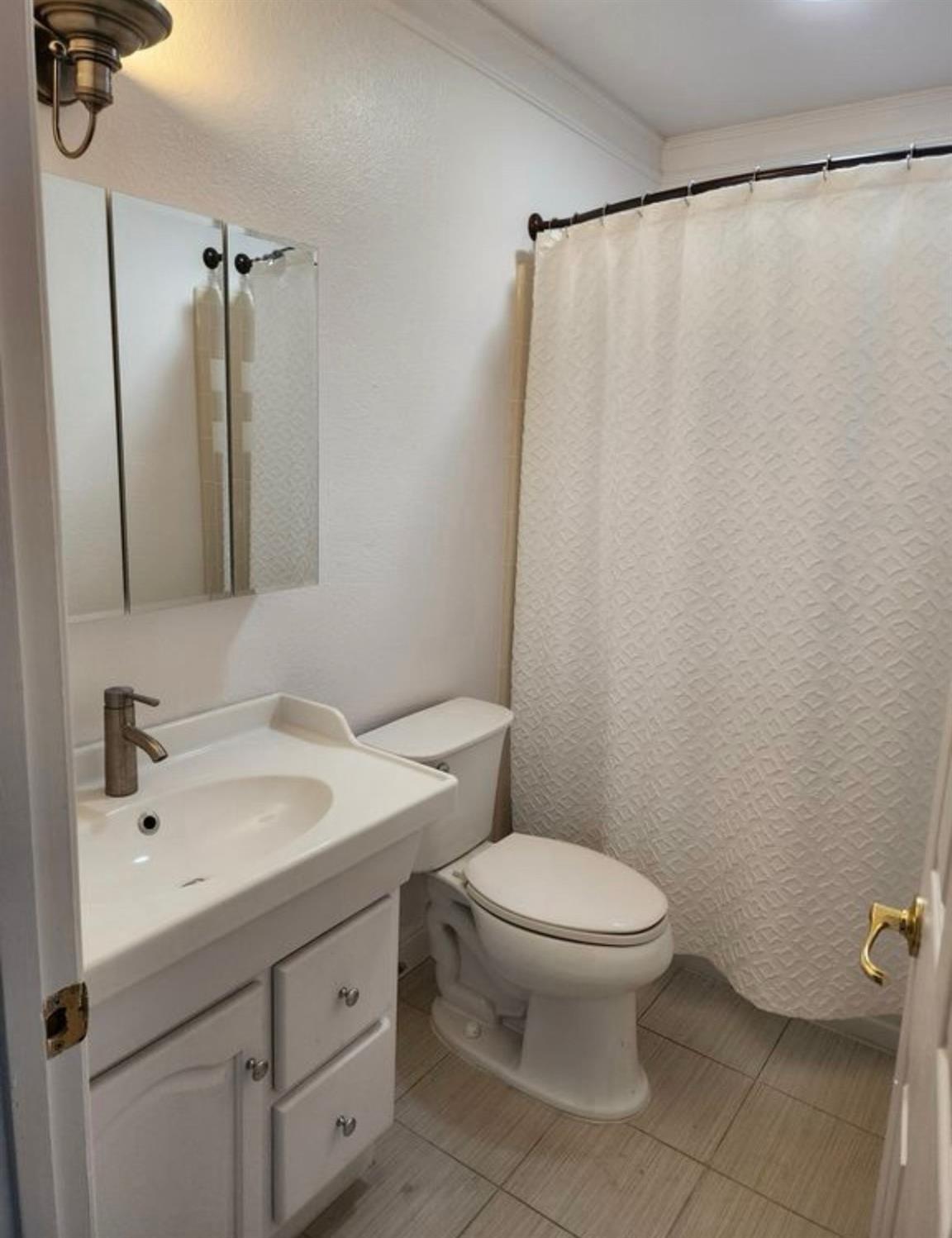 915 Athan Way, Roseville, California image 13