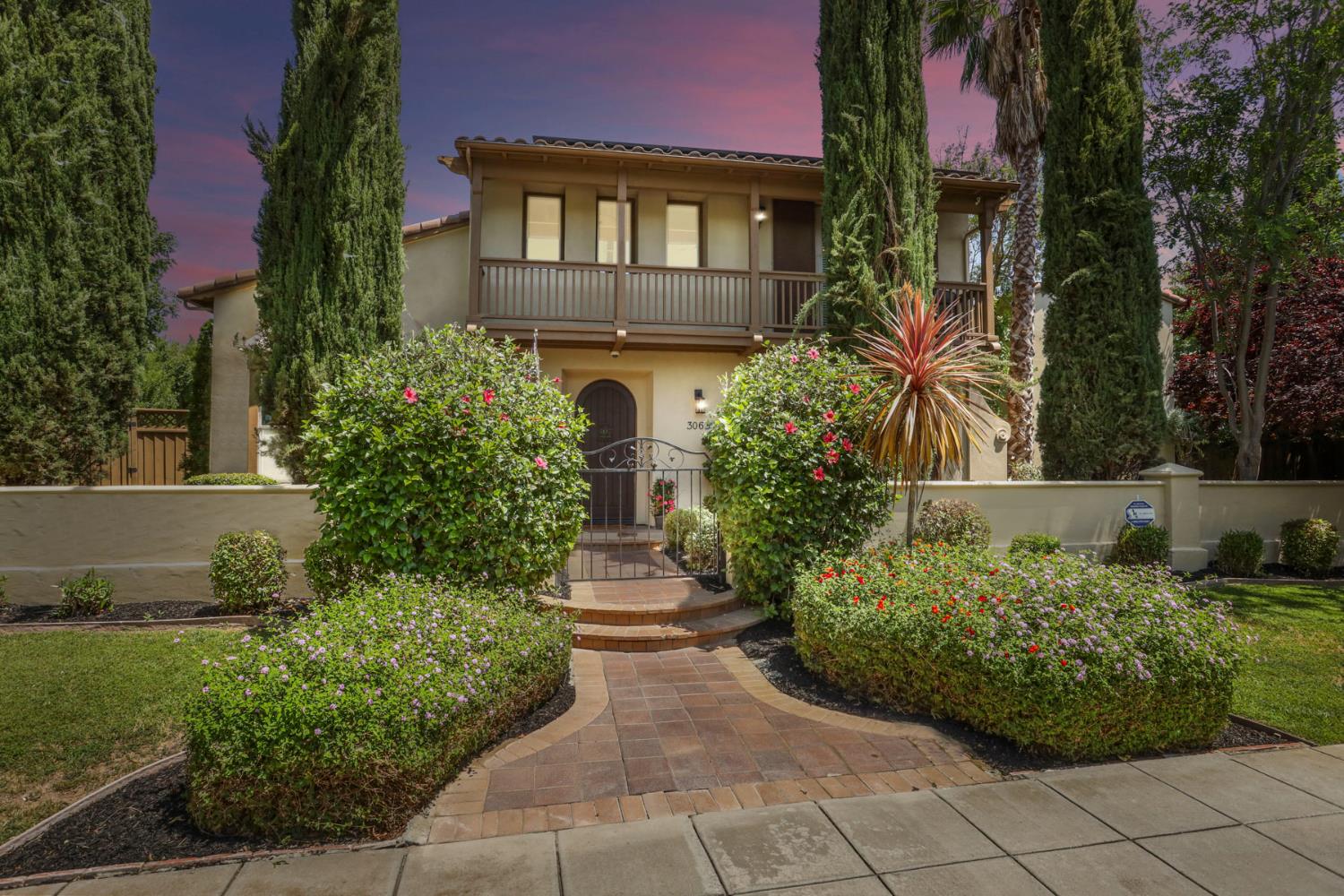 Detail Gallery Image 3 of 98 For 3063 Remington Way, Tracy,  CA 95377 - 6 Beds | 4/1 Baths