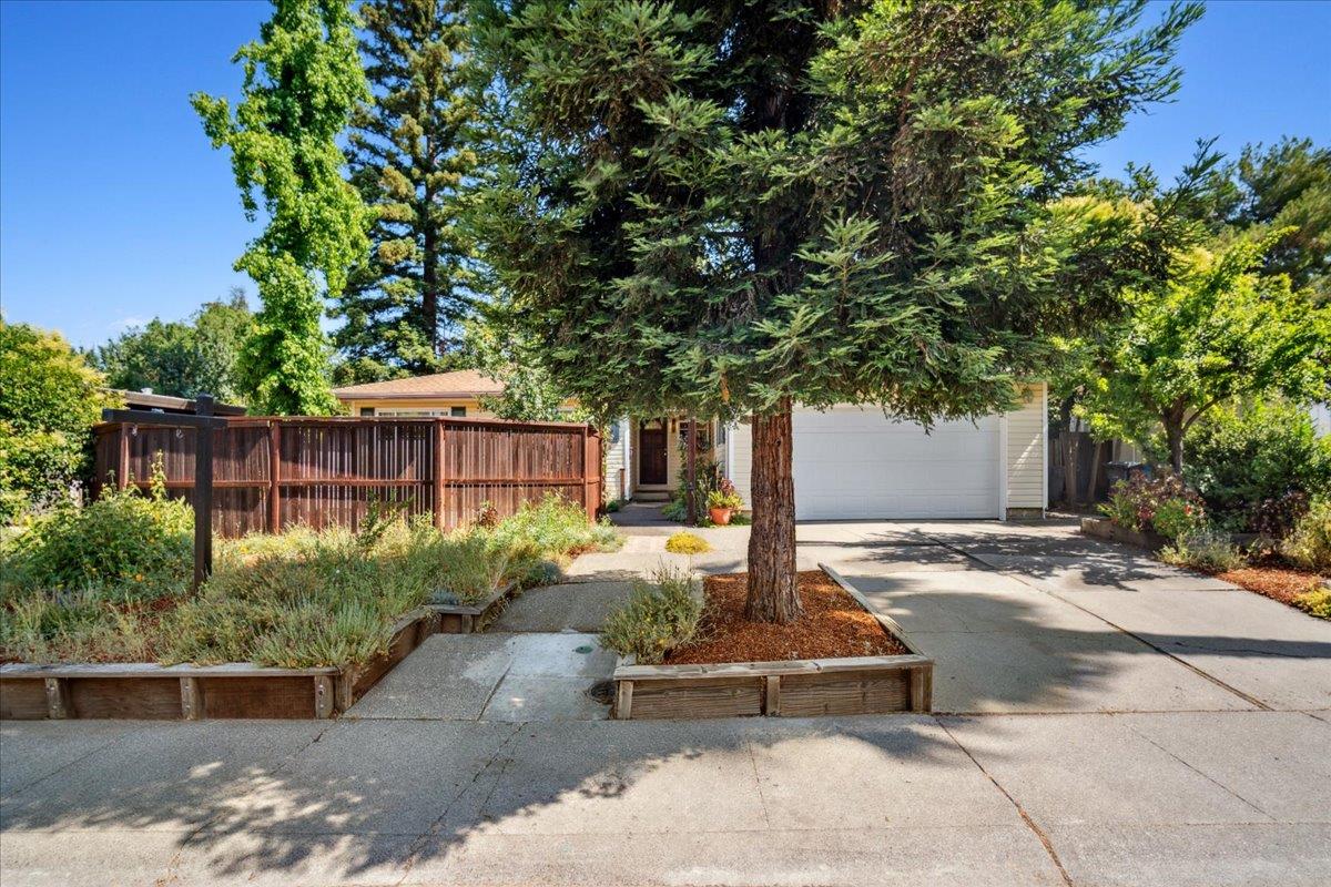 Villanova Drive, Davis, California image 2