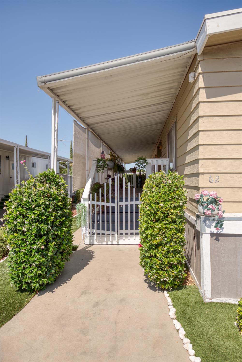 Detail Gallery Image 6 of 39 For 2845 Hatch, Modesto,  CA 95351 - 3 Beds | 0/2 Baths