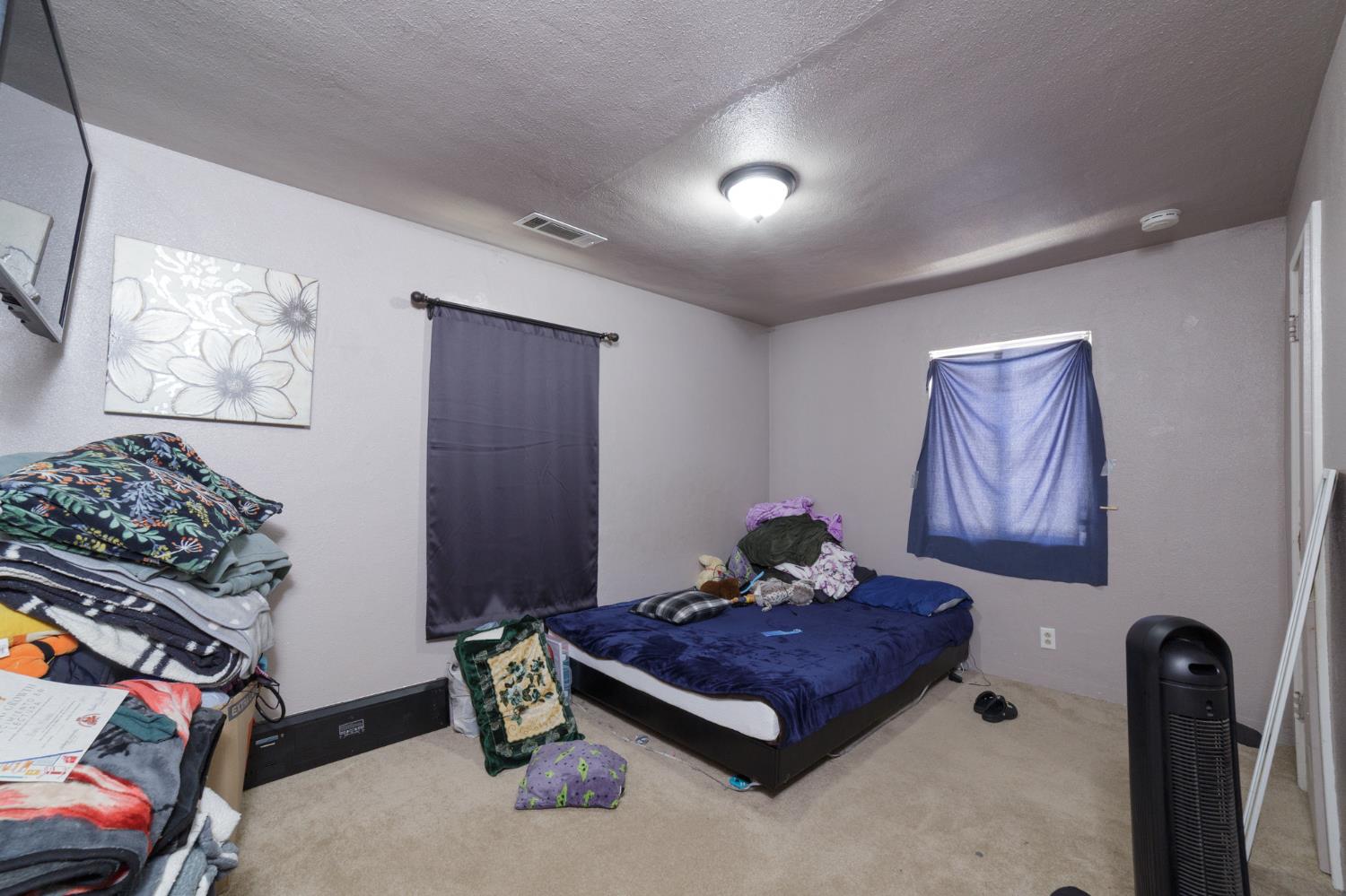 N Lake Street, Madera, California image 15