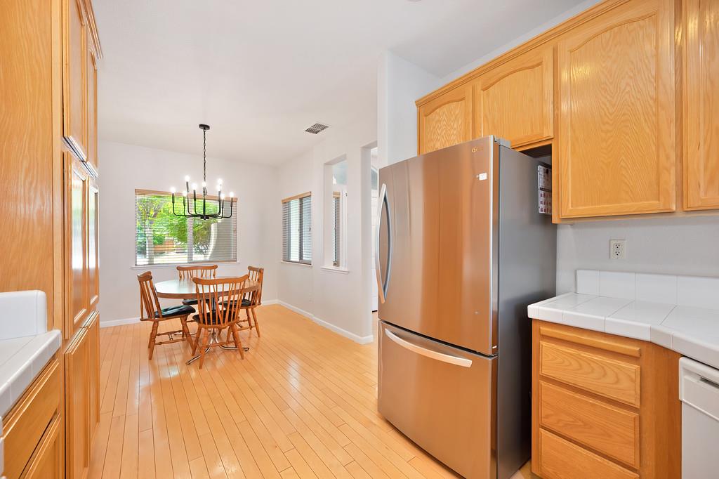 Verdeca Way, Rancho Cordova, California image 11