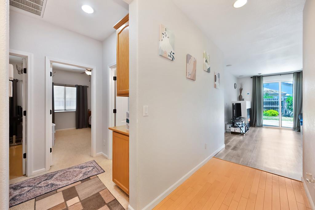 Verdeca Way, Rancho Cordova, California image 13