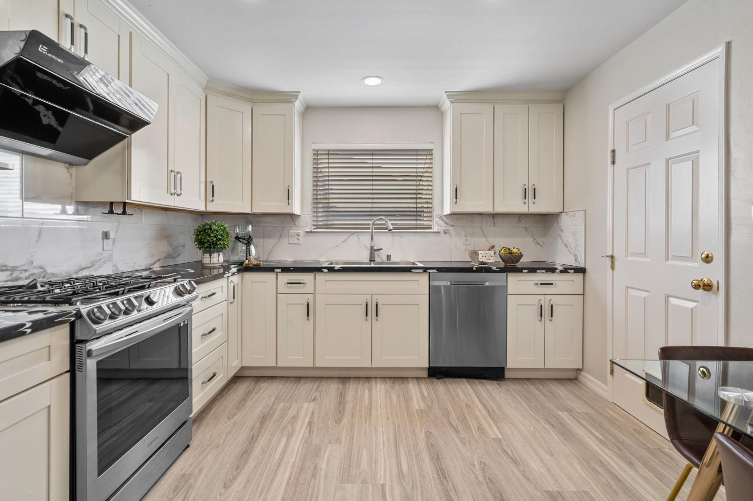 Logan Drive, Fremont, California image 11