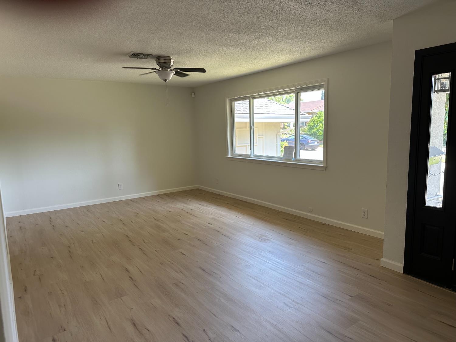 Glenbar Way, Fair Oaks, California image 6