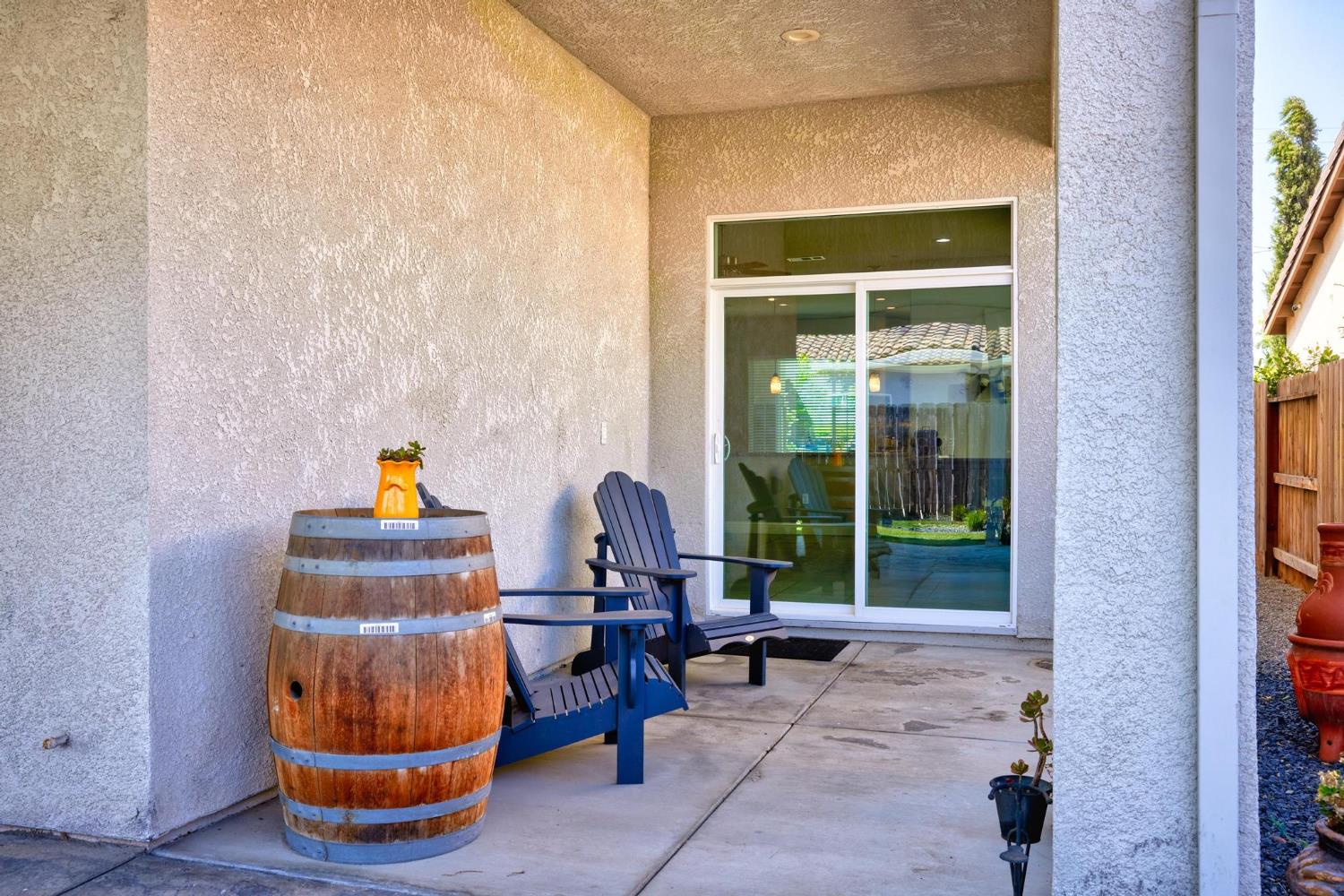 Peach, Manteca, California image 33