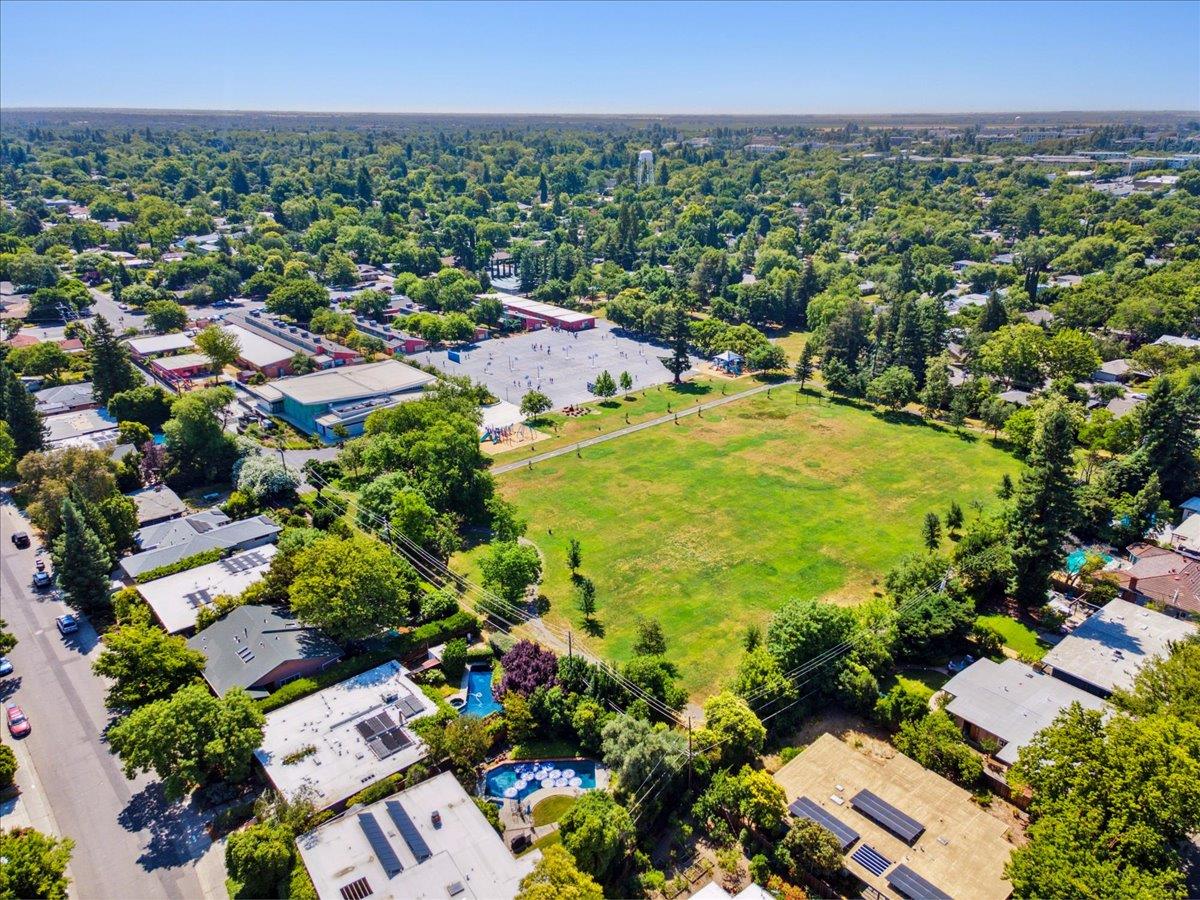 Villanova Drive, Davis, California image 36