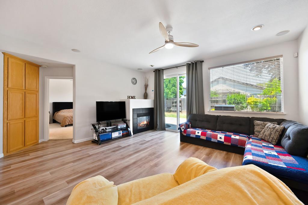 Verdeca Way, Rancho Cordova, California image 18