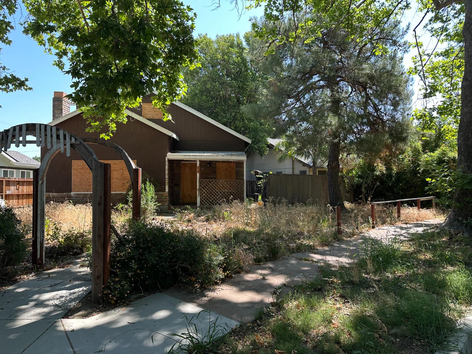 Circle Street, West Sacramento, California image 1