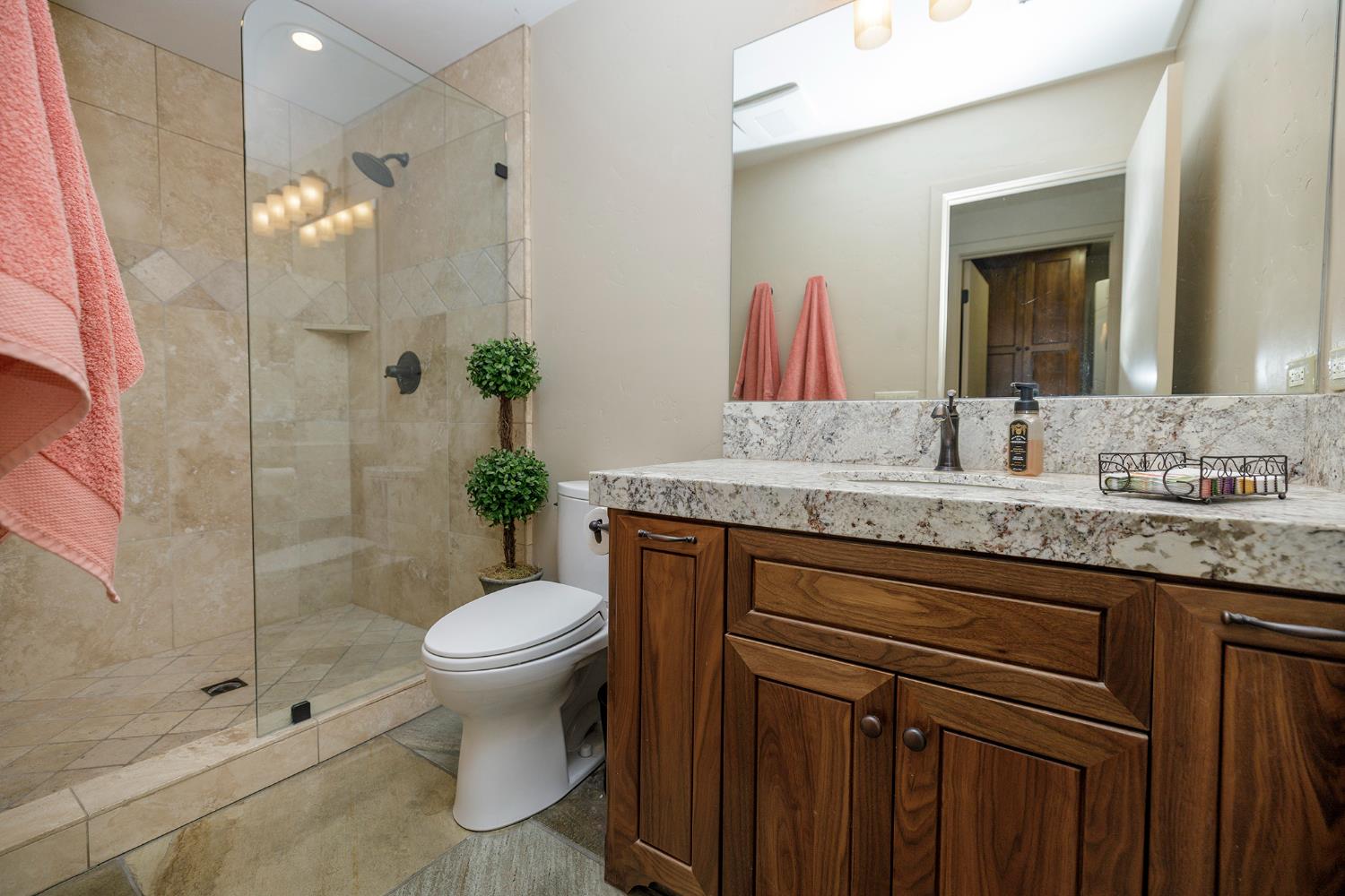 Sherwood Avenue #A, Modesto, California image 32