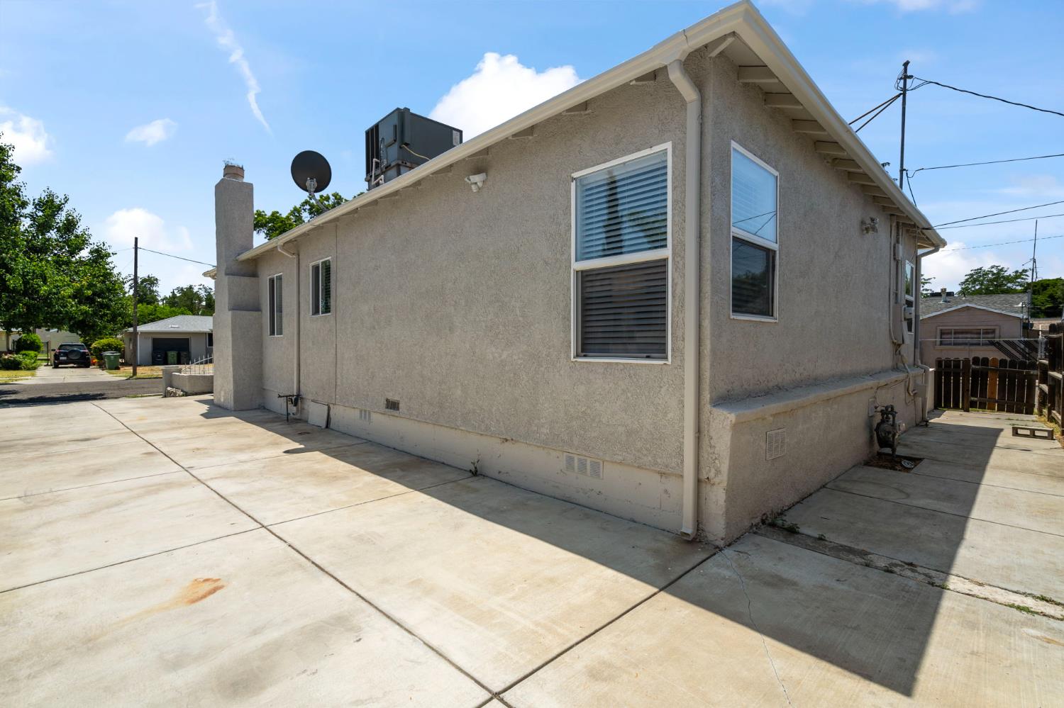 W 3rd Street, Tracy, California image 30